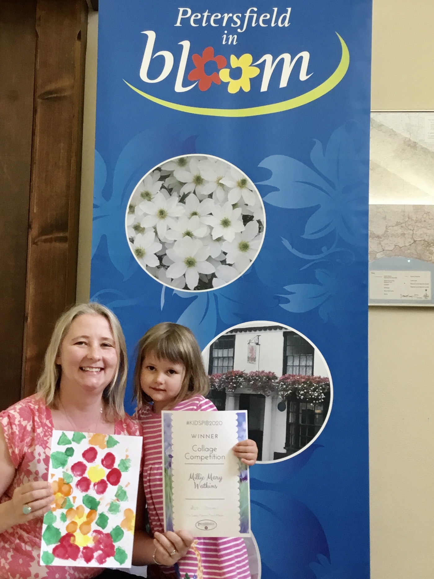 photo of Millie Mary Watkins with her Mum